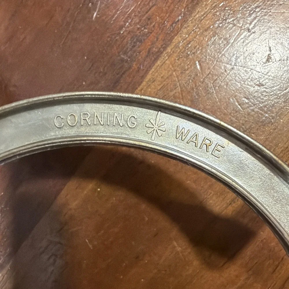 Corning Ware Metal Trivet Serving Stand Cradle P-11 M Casserole Holder